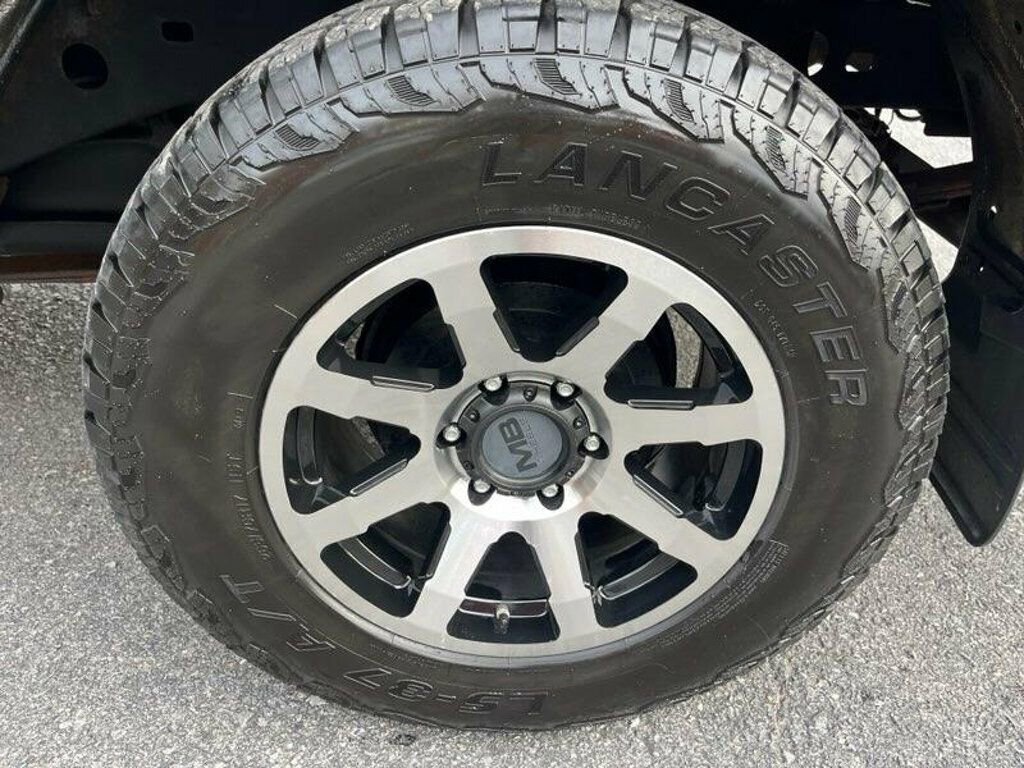 Used 2005 Toyota Tundra Limited w/ All Weather Guard Pkg image 97