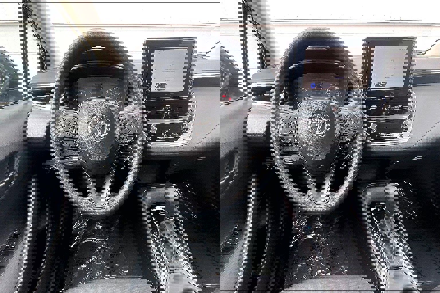 Used 2025 Toyota Corolla LE image 6