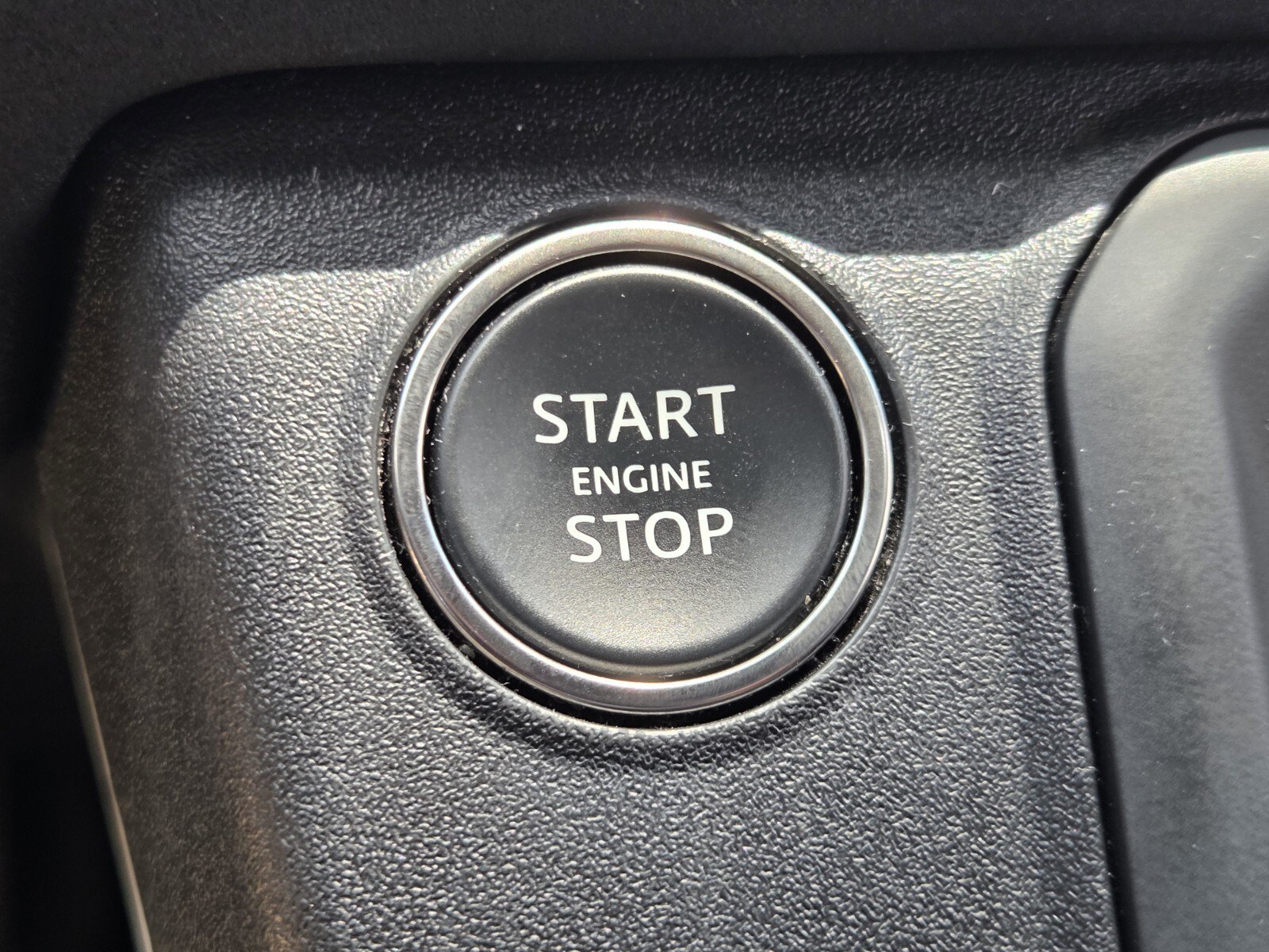 Used 2023 Land Rover Defender 110 S AWD/4WD image 19