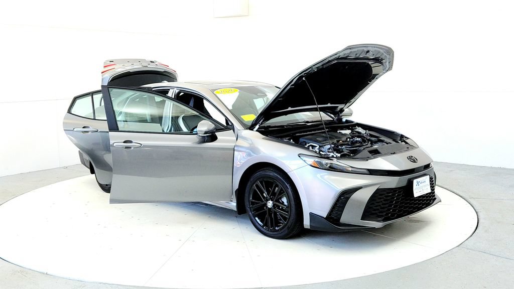 Used 2026 Toyota Camry SE w/ Convenience Package AWD/4WD image 12