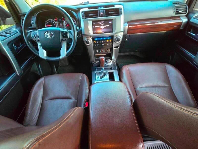 Used 2018 Toyota 4Runner Limited image 13