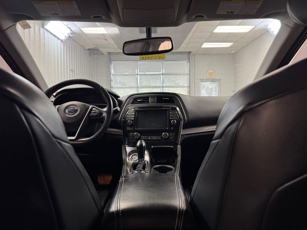 Used 2018 Nissan Maxima 3.5 SV image 19