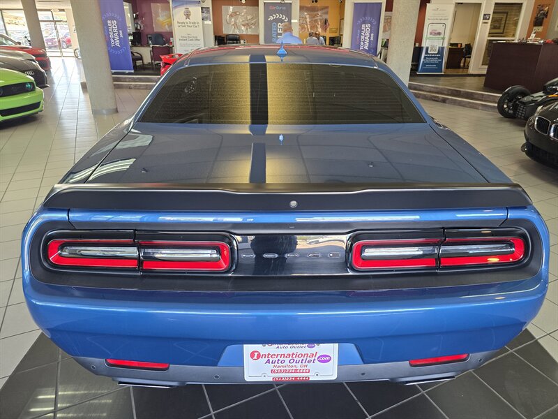 Used 2021 Dodge Challenger R/T w/ Blacktop Package image 29