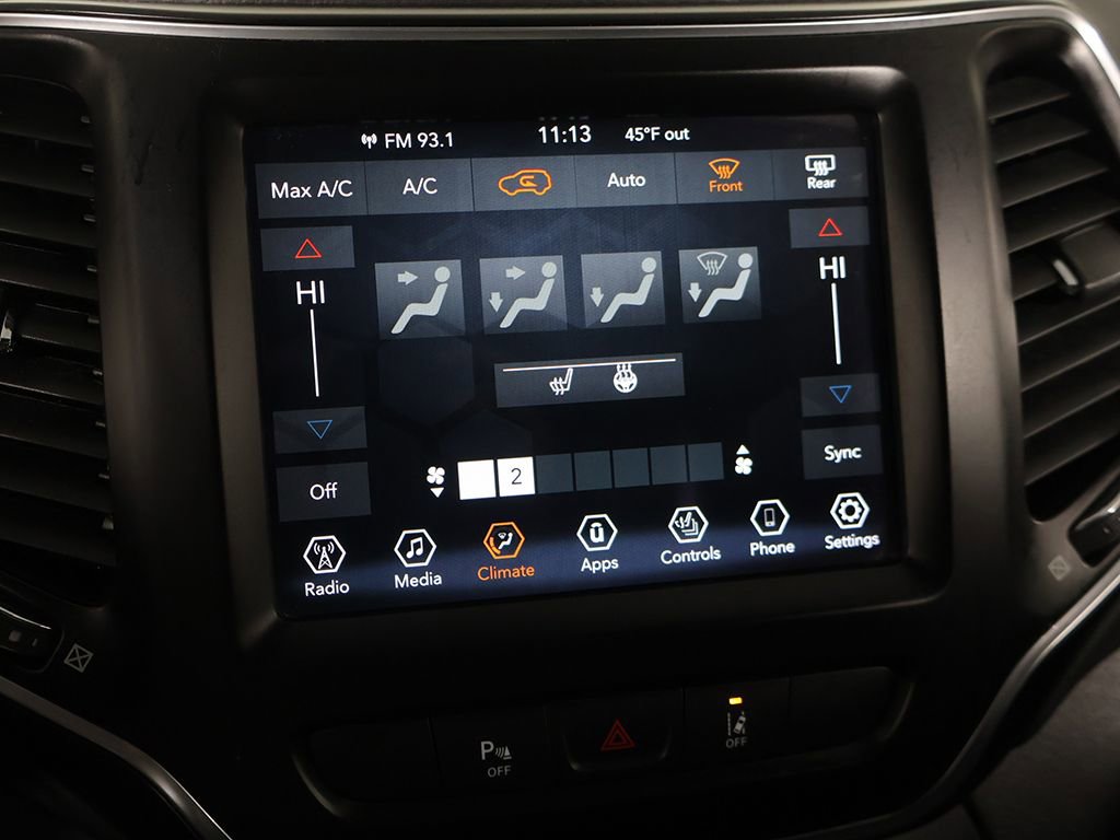 Used 2021 Jeep Cherokee Latitude Lux w/ Comfort/Convenience Group AWD/4WD image 41