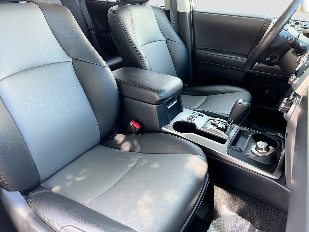 Used 2023 Toyota 4Runner SR5 Premium AWD/4WD image 27