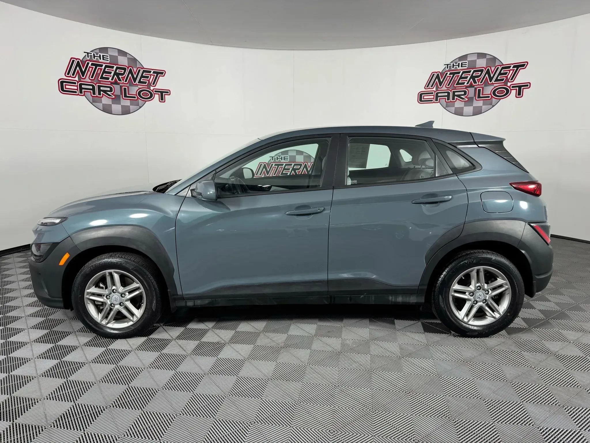 Used 2022 Hyundai Kona SE AWD/4WD image 4