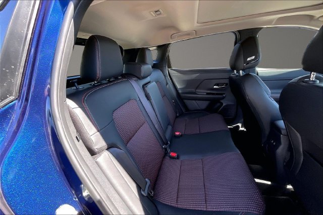 New 2027 Nissan Kicks SR w/ SR Premium Package AWD/4WD image 9