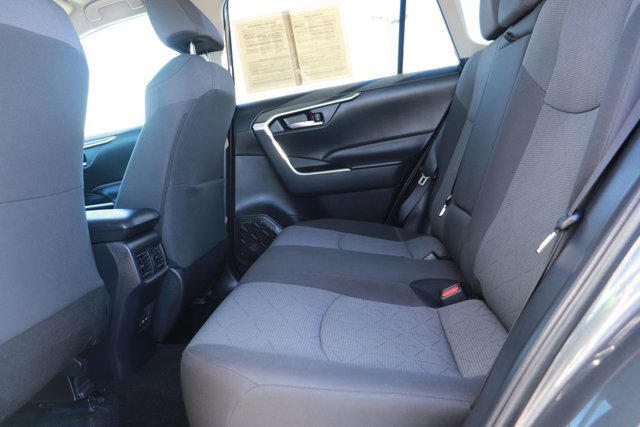 Used 2025 Toyota RAV4 XLE image 12