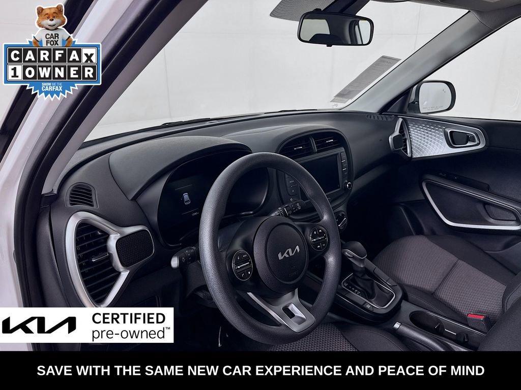 Certified 2025 Kia Soul LX w/ LX Technology Package FWD image 10