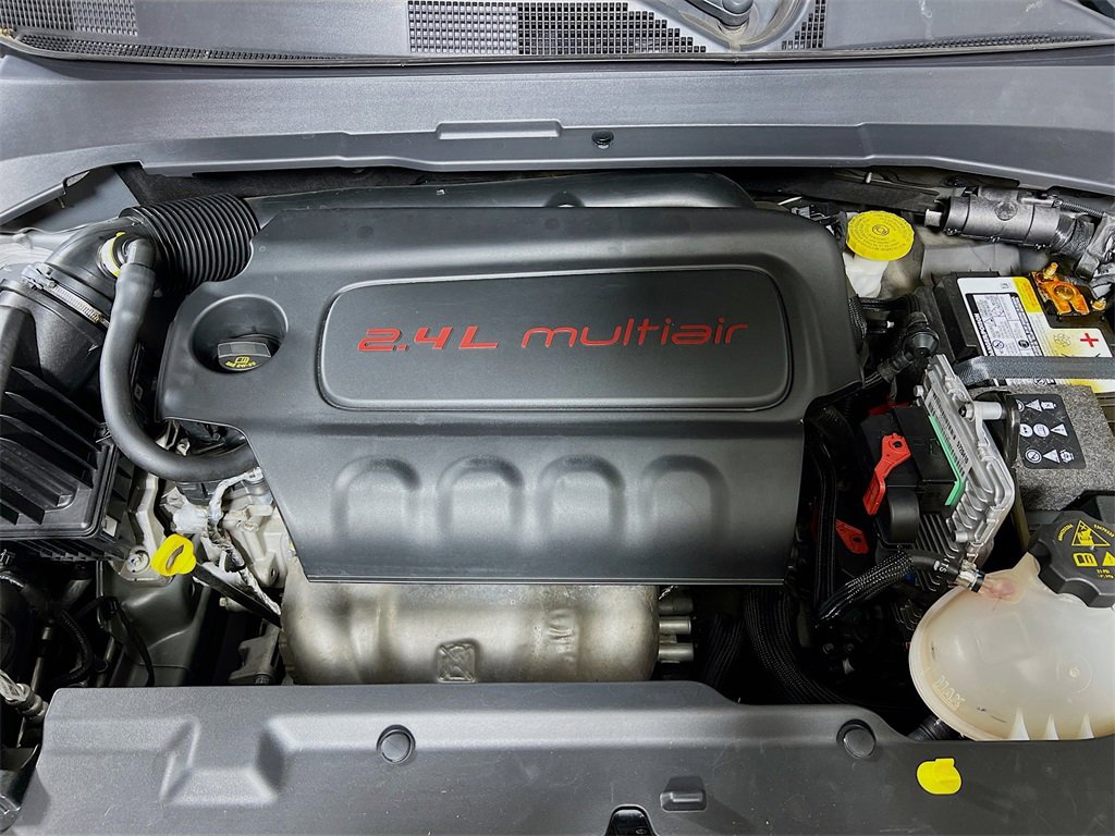 Used 2022 Jeep Compass Latitude w/ Sun and Sound Group image 26