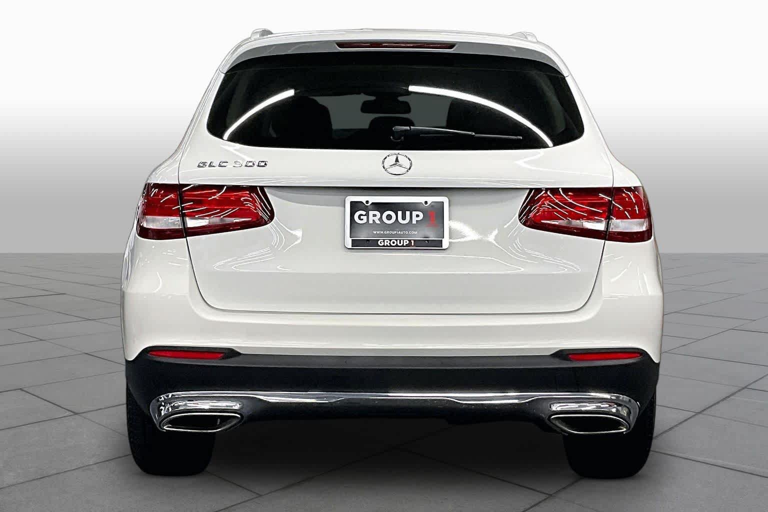 Used 2016 Mercedes-Benz GLC 300 image 4