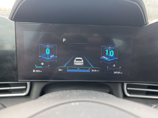 Used 2023 Hyundai Elantra SEL w/ Convenience Package image 12