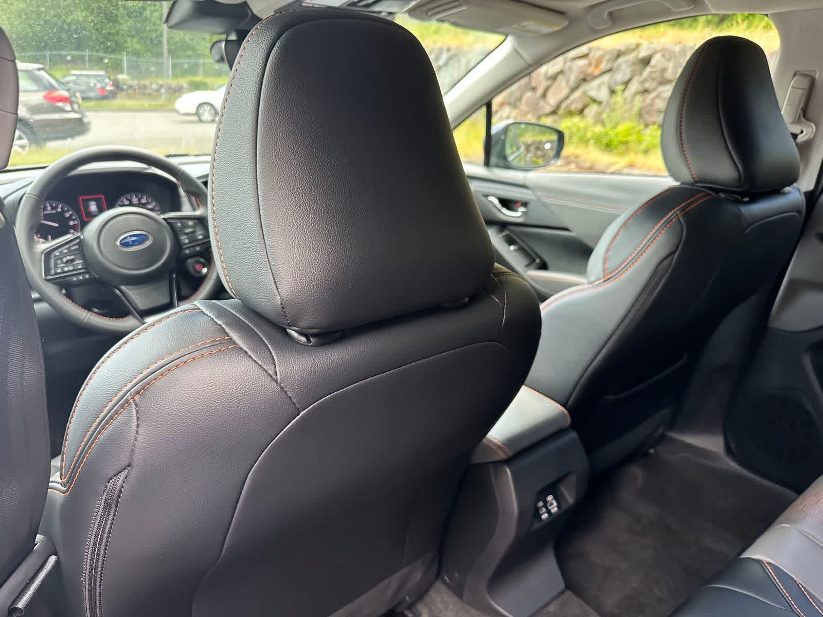 Certified 2025 Subaru Crosstrek 2.5i Limited w/ Crosstrek Mirror Package AWD/4WD image 9