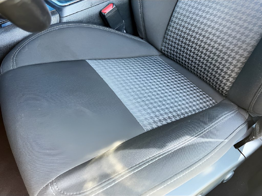 Used 2023 Dodge Charger R/T RWD image 19