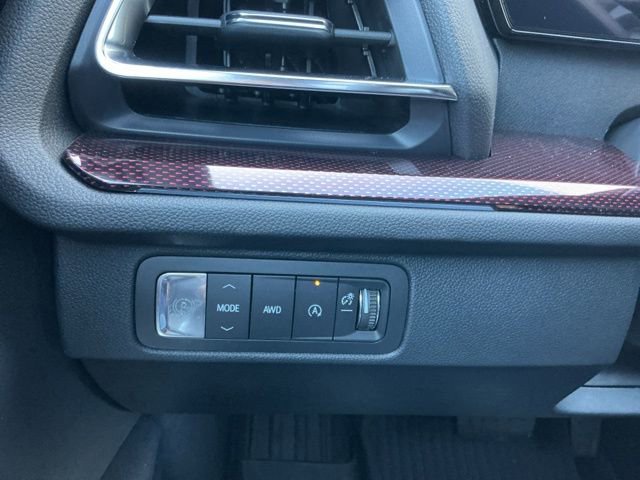 New 2026 Chevrolet Traverse Z71 w/ Enhanced Driving Package AWD/4WD image 10