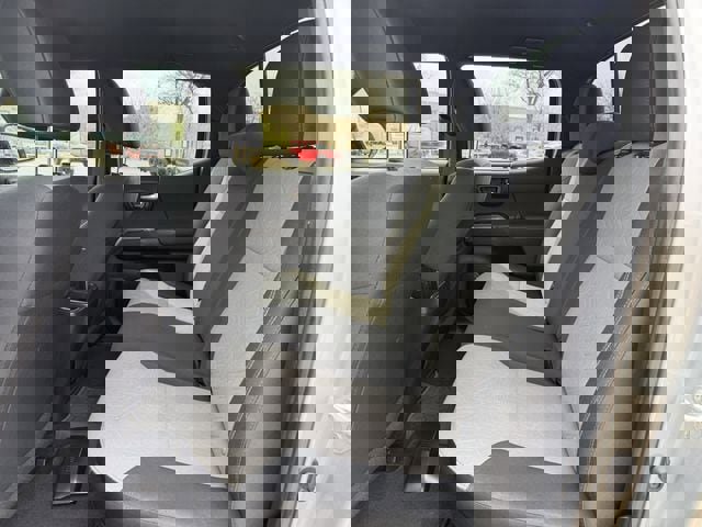 Used 2023 Toyota Tacoma TRD Off-Road image 27