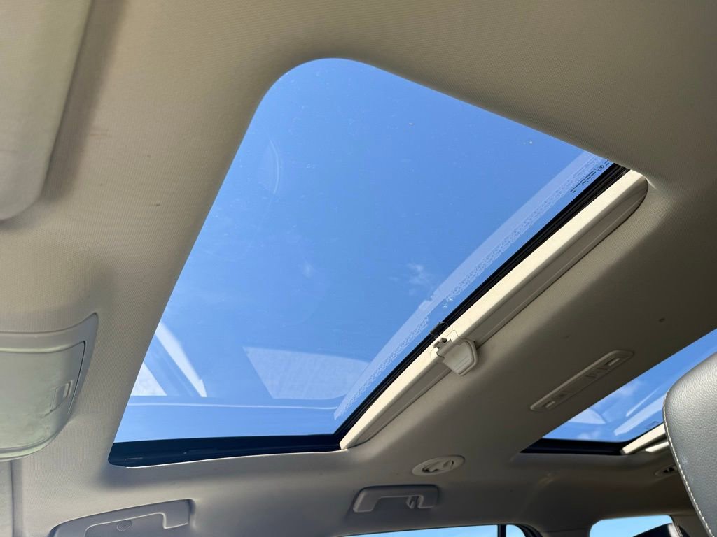 Used 2017 GMC Acadia Denali image 46