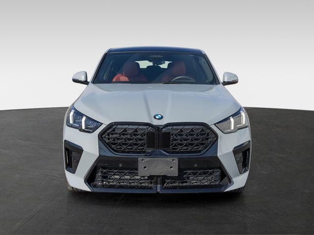 Certified 2025 BMW X2 xDrive28i w/ Premium Package image 13