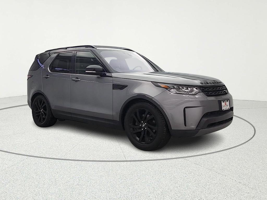 Used 2020 Land Rover Discovery HSE image 3