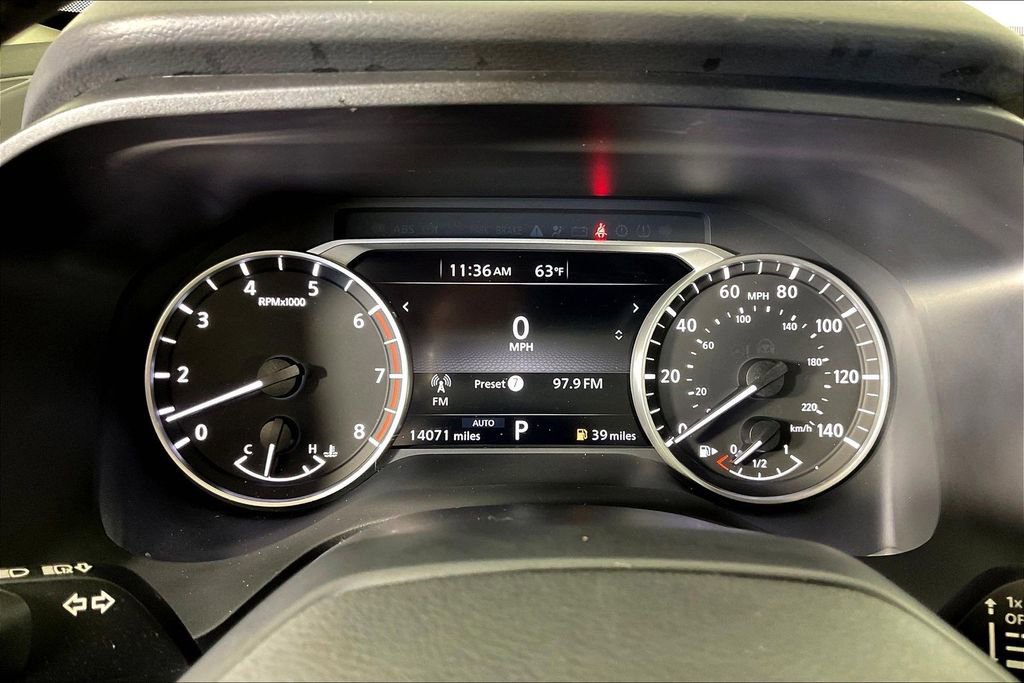 Used 2025 Nissan Rogue SV image 29