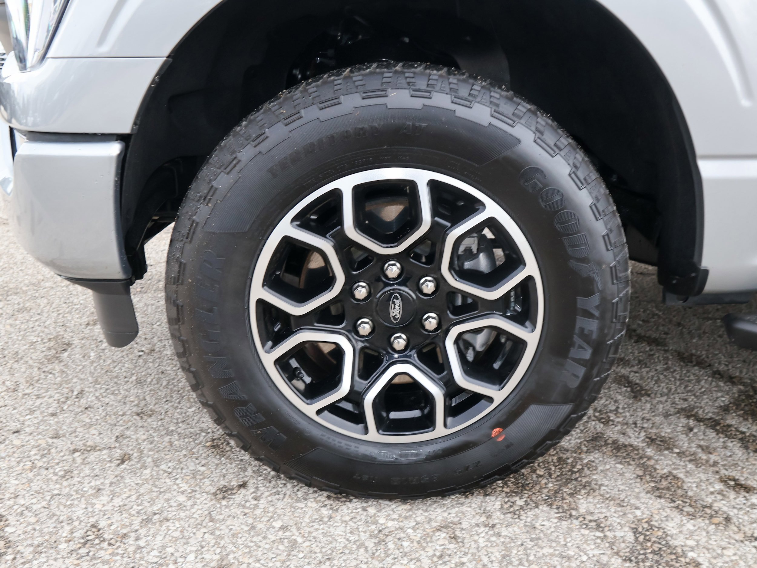 Used 2023 Ford F150 XLT w/ Equipment Group 302A High image 16