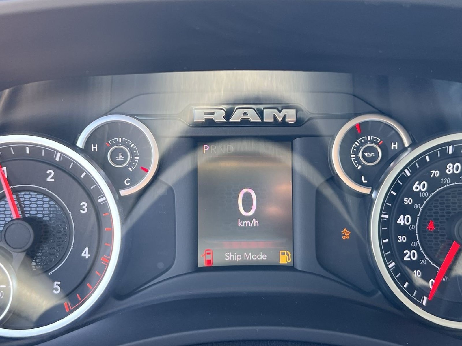 New 2025 RAM 2500 Tradesman AWD/4WD image 12