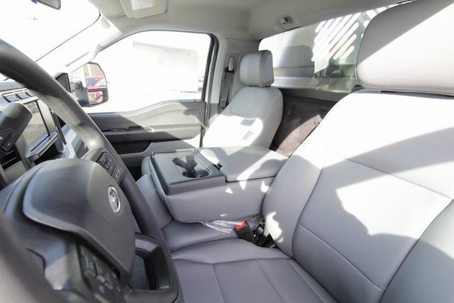 New 2024 Ford F550 4x4 Regular Cab Super Duty image 14