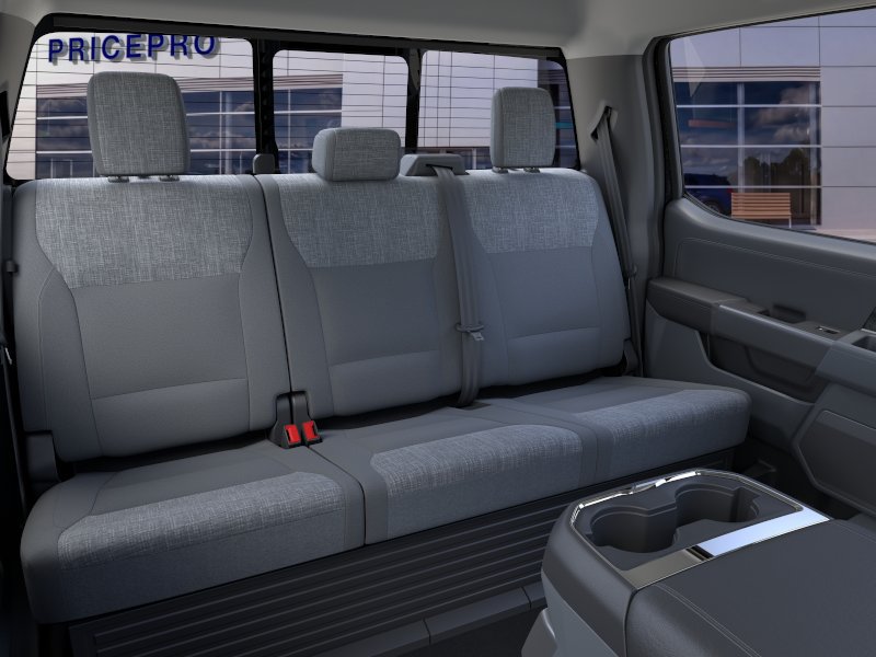 New 2026 Ford F250 XLT w/ XLT Premium Package AWD/4WD image 11