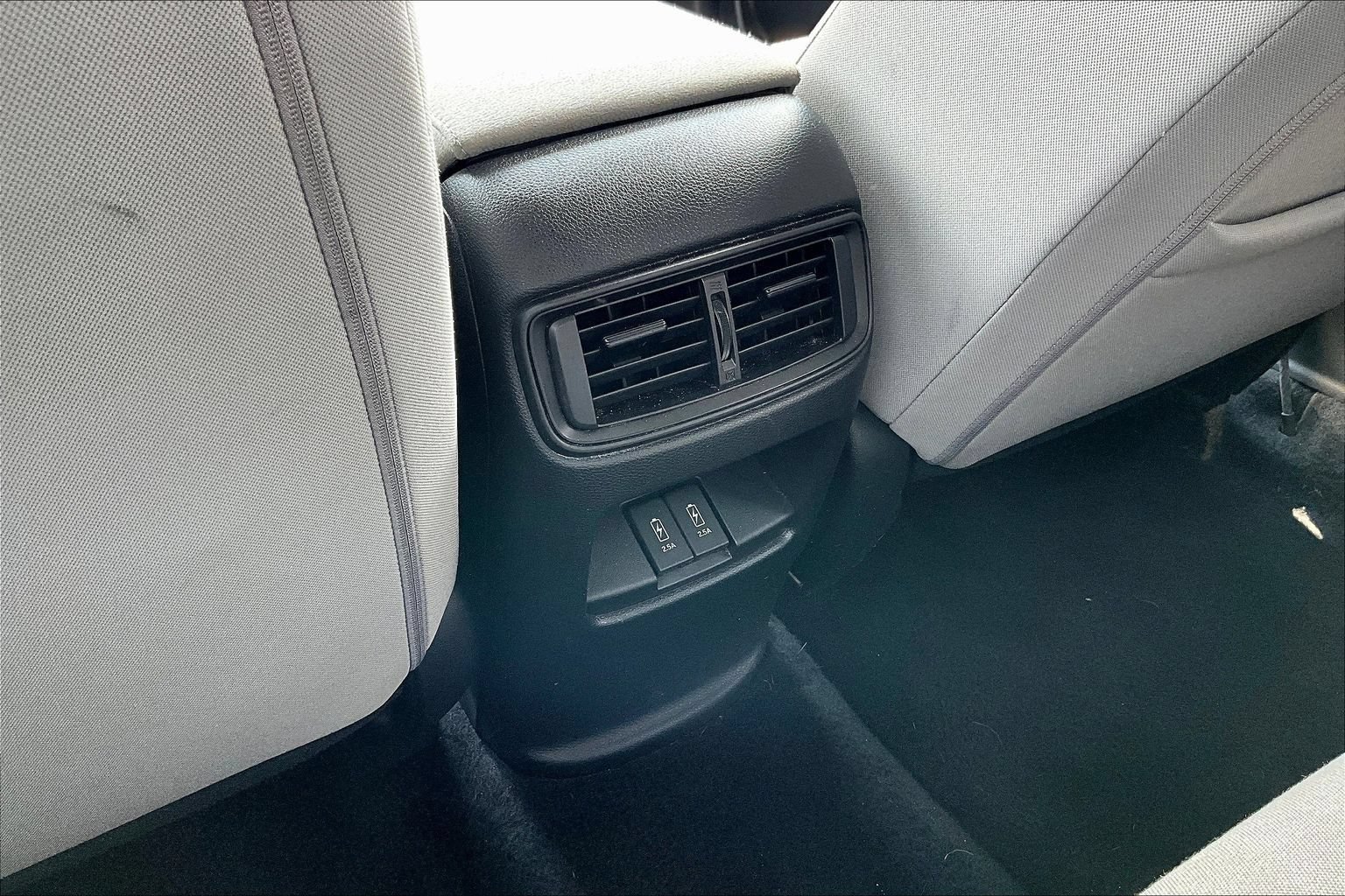 Used 2019 Honda CR-V EX image 9