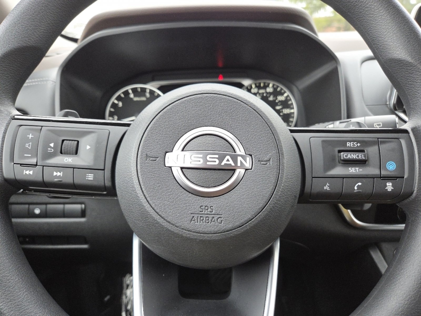 Used 2023 Nissan Rogue SV AWD/4WD image 26
