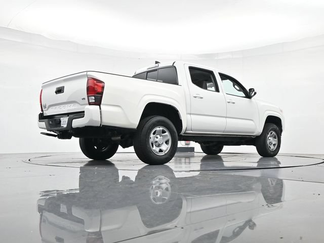 Used 2023 Toyota Tacoma SR AWD/4WD image 32