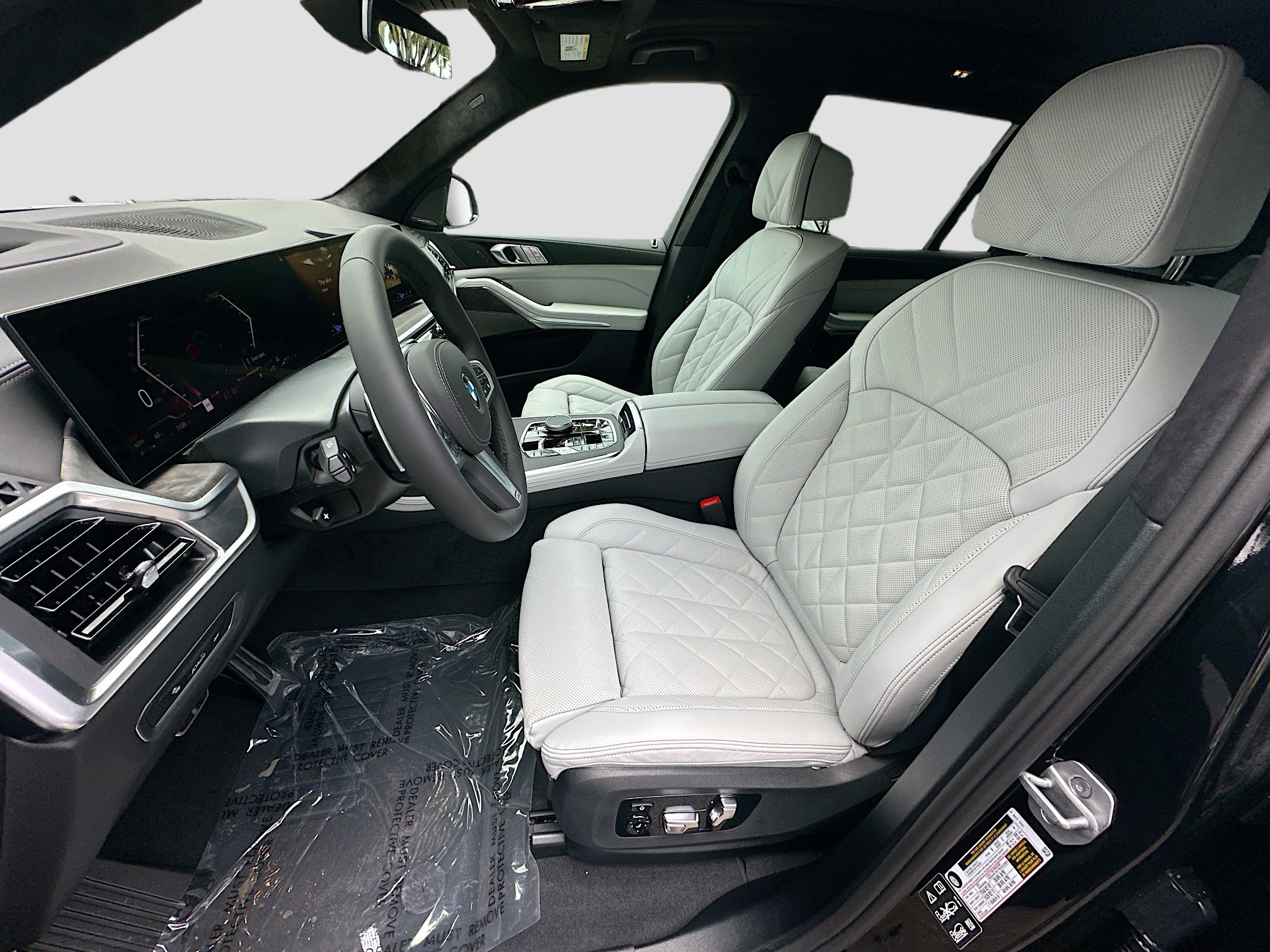 New 2026 BMW X7 xDrive40i w/ M Sport Package image 16