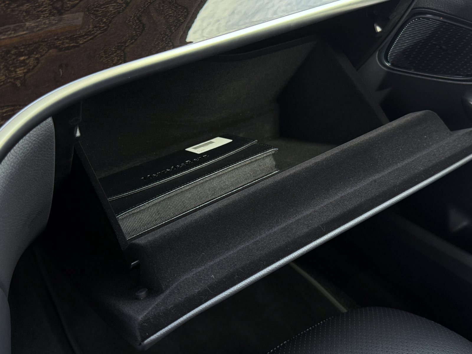 Used 2025 Mercedes-Benz GLC 300 image 19