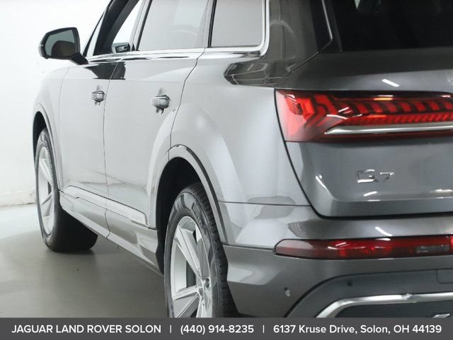 Used 2020 Audi Q7 2.0T Premium Plus AWD/4WD image 6