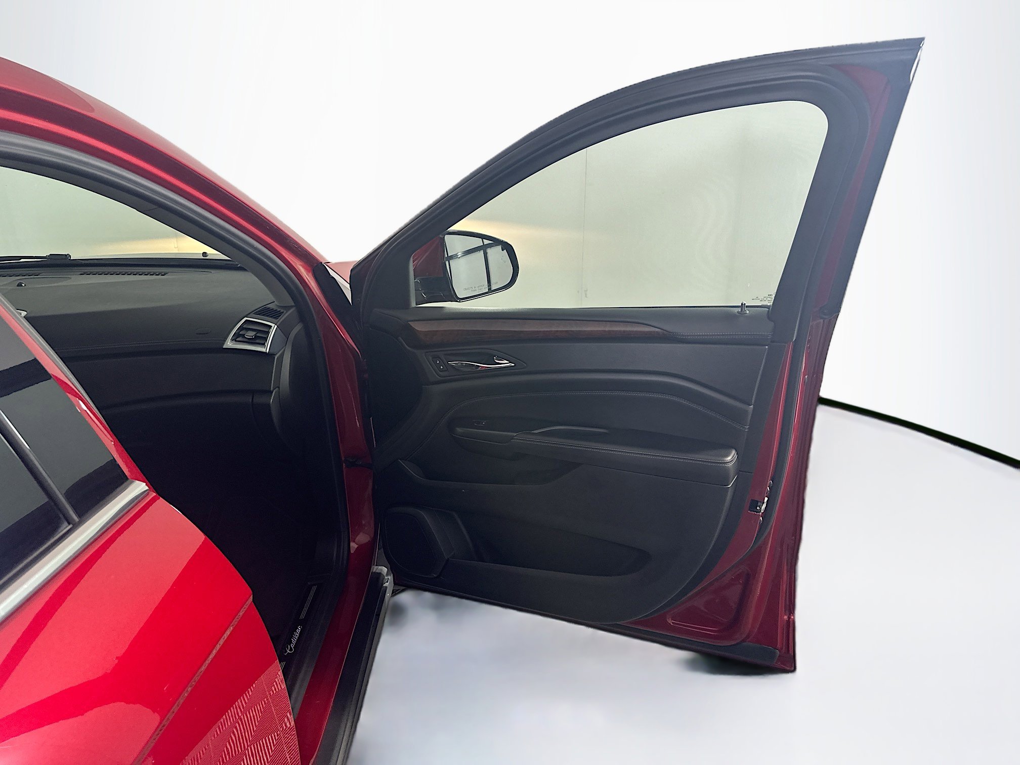 Used 2014 Cadillac SRX Luxury w/ Driver Awareness Package FWD image 34