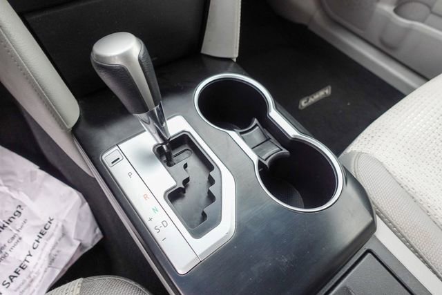 Used 2014 Toyota Camry LE image 21