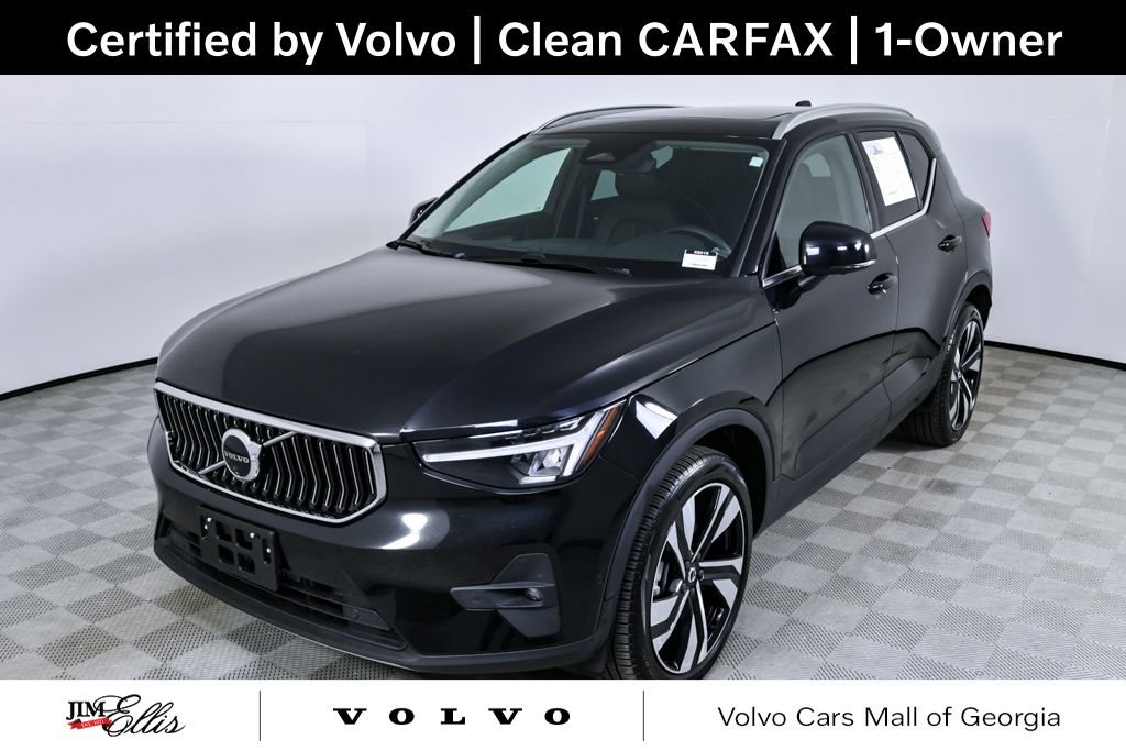 Certified 2025 Volvo XC40 B5 Plus image 1