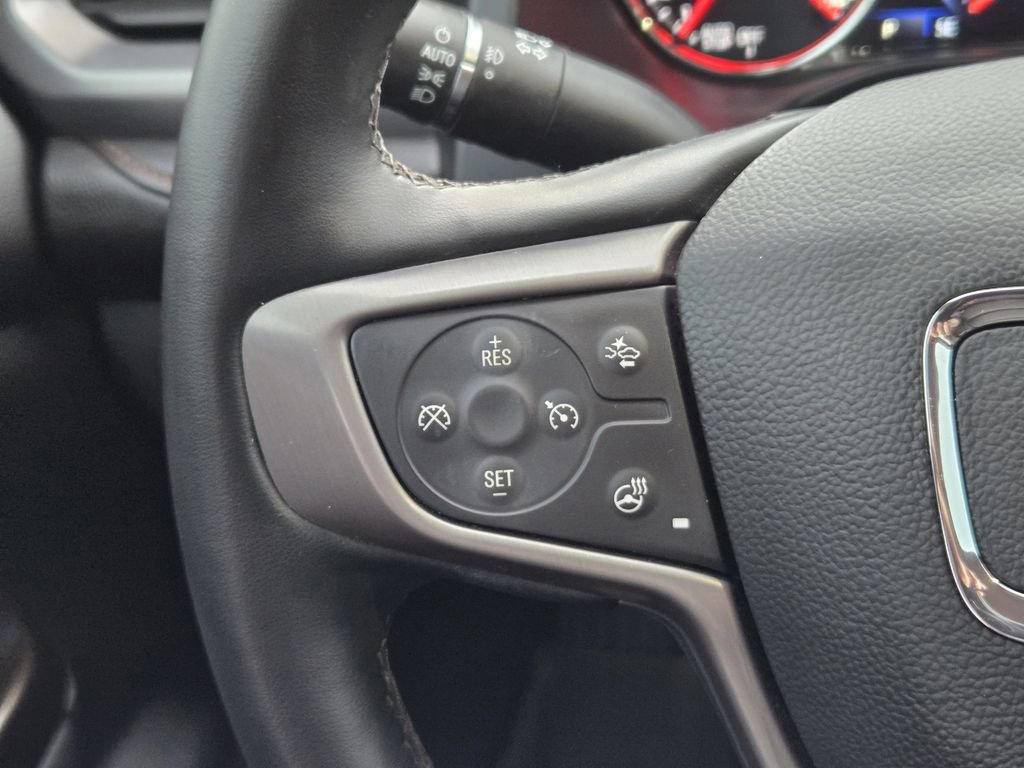 Used 2023 GMC Acadia AT4 w/ Technology Package image 25