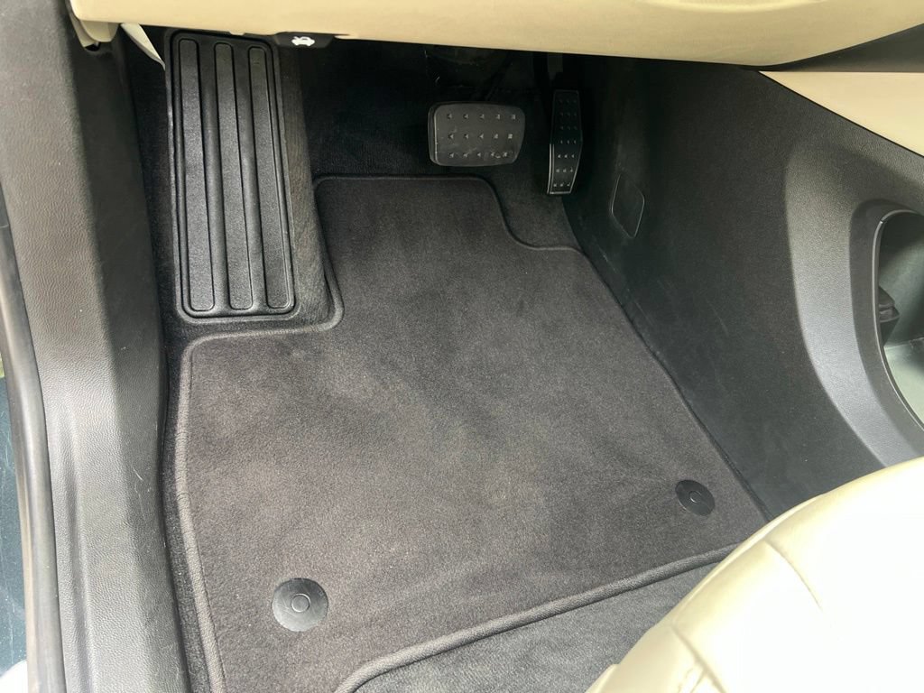 Used 2020 Buick Enclave Essence FWD image 25