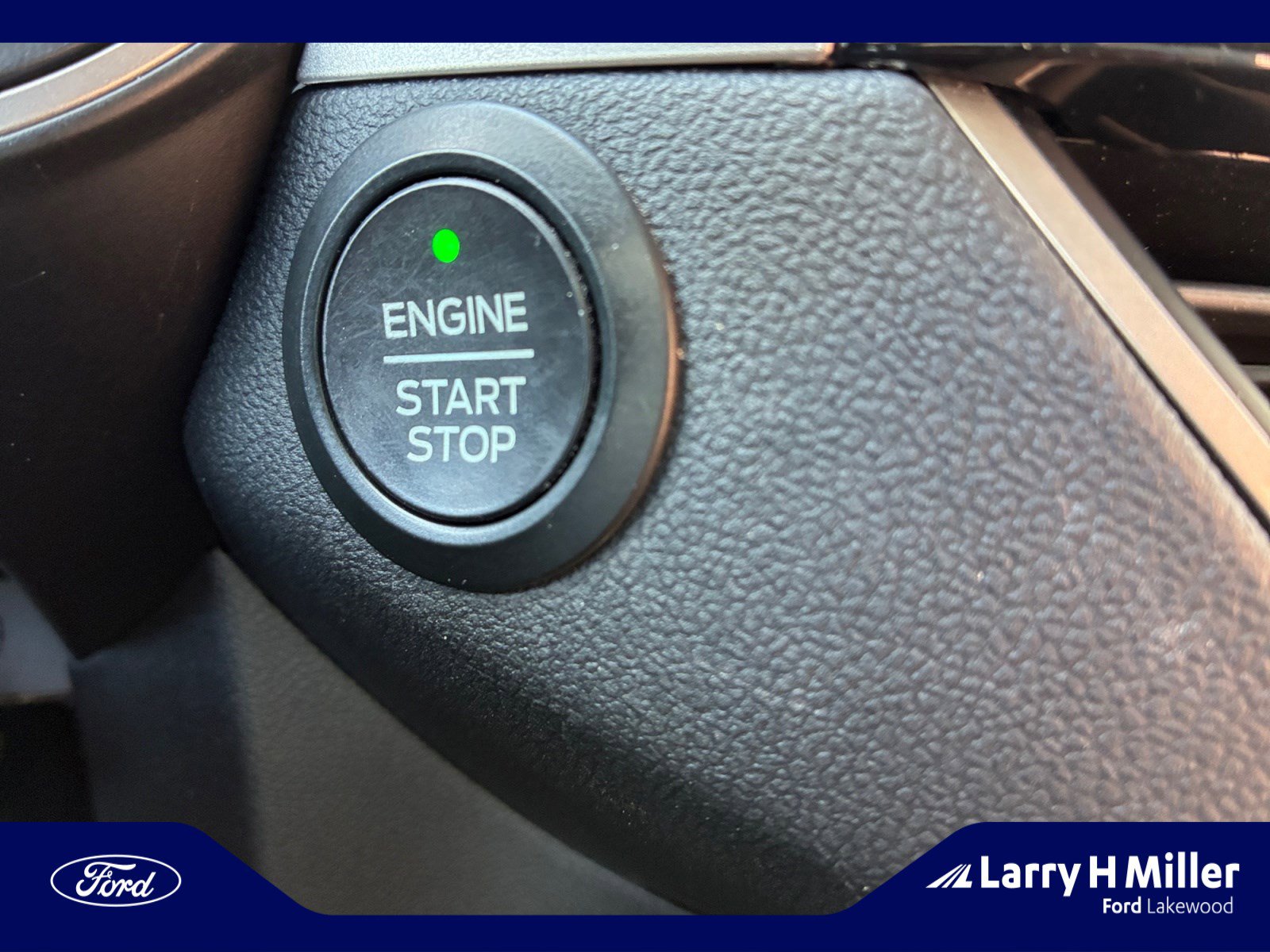 Used 2020 Ford Escape SEL FWD image 29