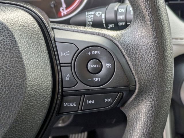 Used 2023 Toyota RAV4 XLE image 20