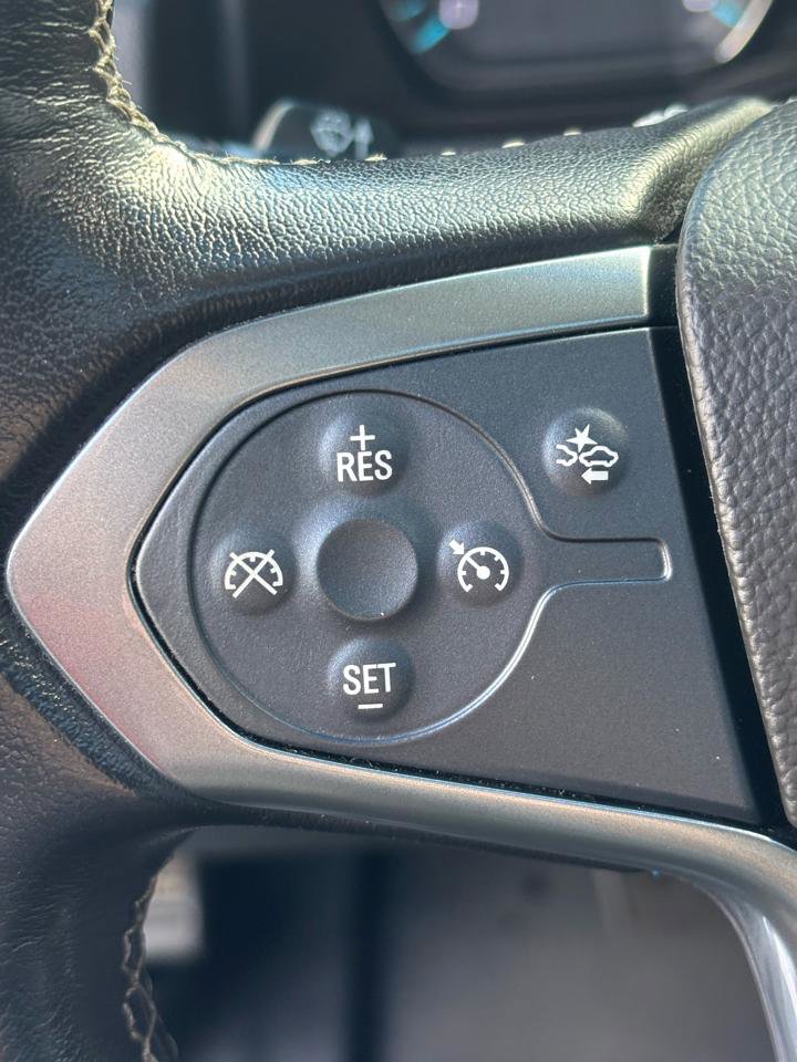 Used 2019 Chevrolet Suburban LT AWD/4WD image 17