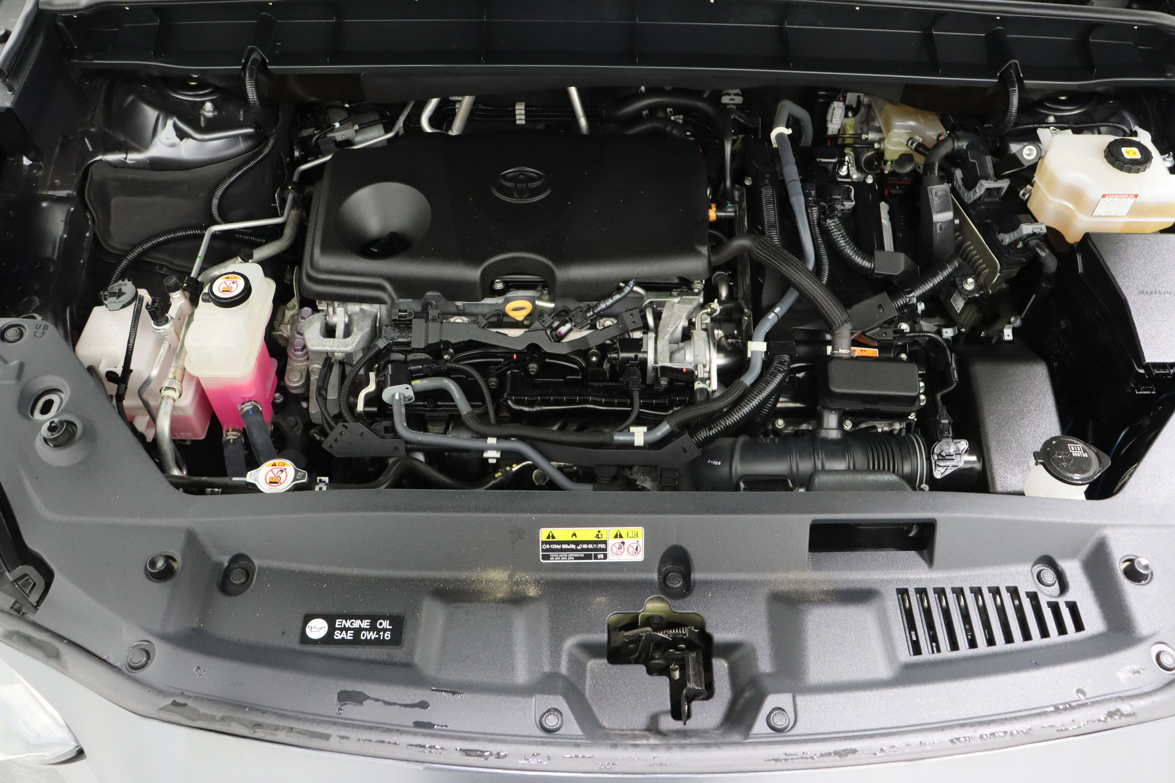 Used 2020 Toyota Highlander XLE image 42