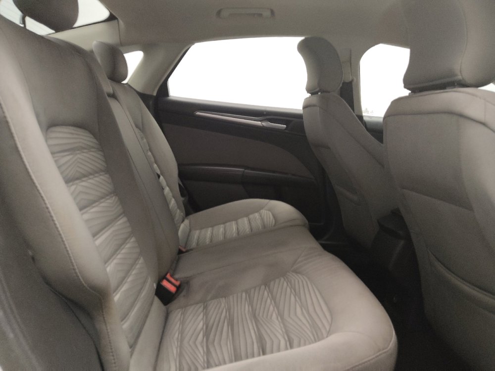 Used 2016 Ford Fusion S FWD image 19