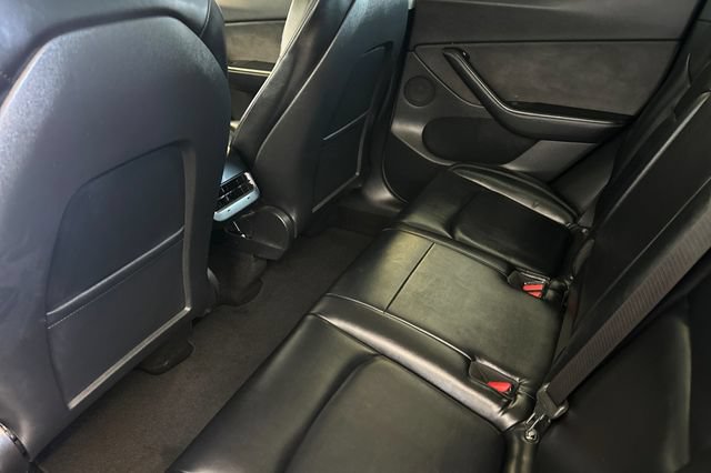 Used 2021 Tesla Model Y Long Range AWD/4WD image 14