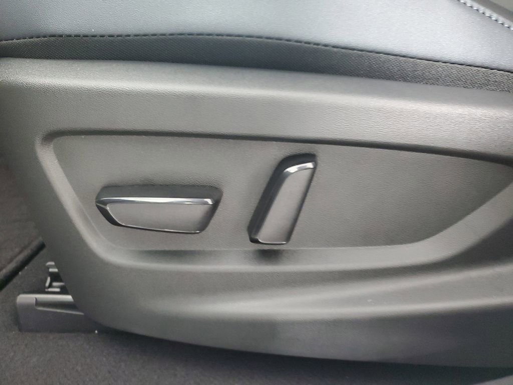 New 2026 Nissan Leaf SV+ w/ Floor Mat Package (SV+) image 27