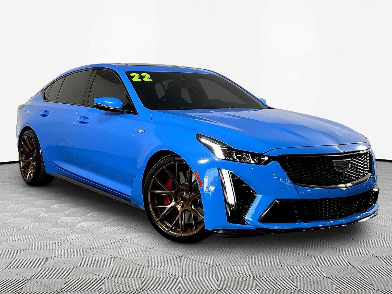 Used 2022 Cadillac CT5 V Blackwing w/ Parking Package RWD image 3