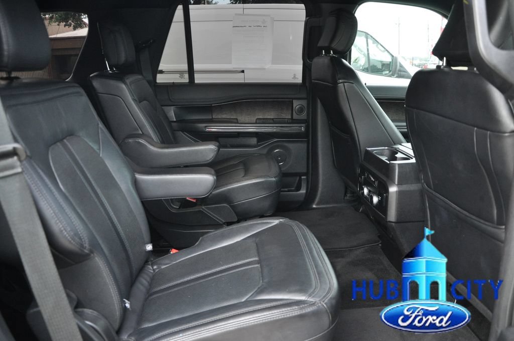 Used 2019 Ford Expedition Limited w/ Equipment Group 302A RWD image 14