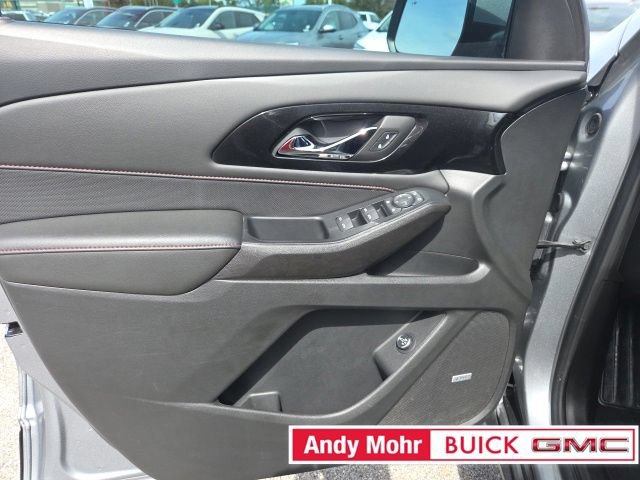 Used 2023 Chevrolet Traverse RS AWD/4WD image 26
