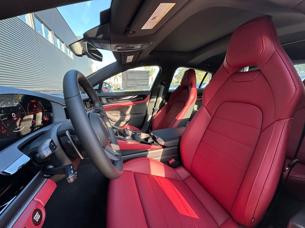 Used 2026 Porsche Panamera image 5